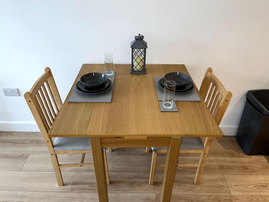 Modern 1 Bedroom Serviced Apartment - Near City Centre Донкастер Экстерьер фото